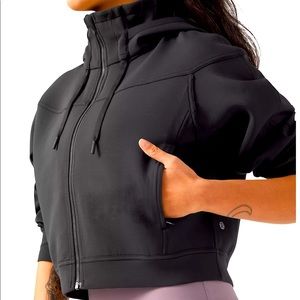 Lululemon Rogue Renegade Crop Jacket